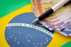 Isenção do imposto de renda até R$ 5 mil deve ser votada nesta quarta-feira, 1º de outubro Isenção do imposto de renda até R$ 5 mil deve ser votada nesta quarta-feira, 1º de outubro