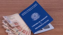 Novo salário mínimo será de R$ 1.621 em 2026