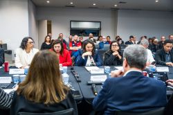 Fenaban não apresenta índice e negociação continua nesta terça-feira (25)